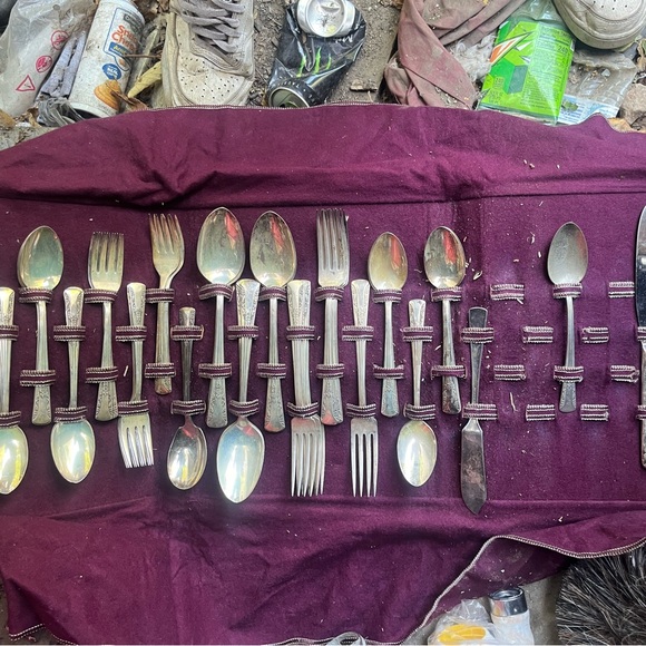 Rare set of Eating Utensils - Picture 2 of 2